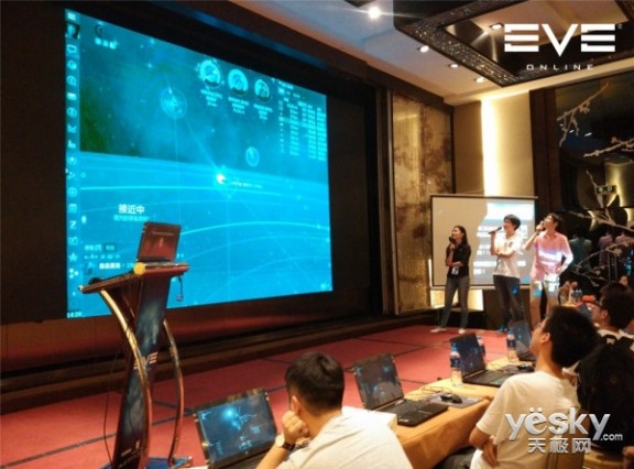 VR试玩PK电子竞技 EVE玩家见面会圆满落幕