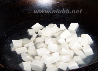 怎样做麻辣豆腐 辣豆腐的做法，辣豆腐怎么做好吃，辣豆腐的家常做法