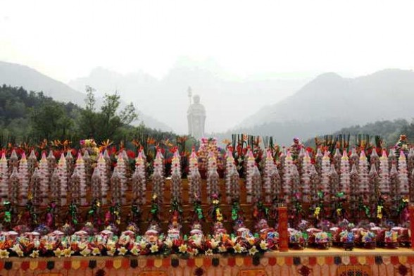 九华山99米地藏菩萨圣像 安徽九华山99米地藏菩萨圣像举行开光庆典
