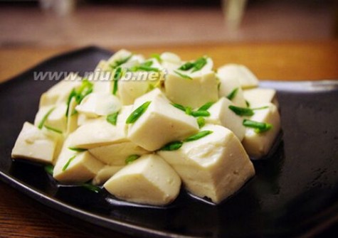 皮蛋豆腐的做法-豆腐怎么吃最营养？_皮蛋豆腐的做法