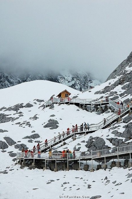 玉龙雪山图片