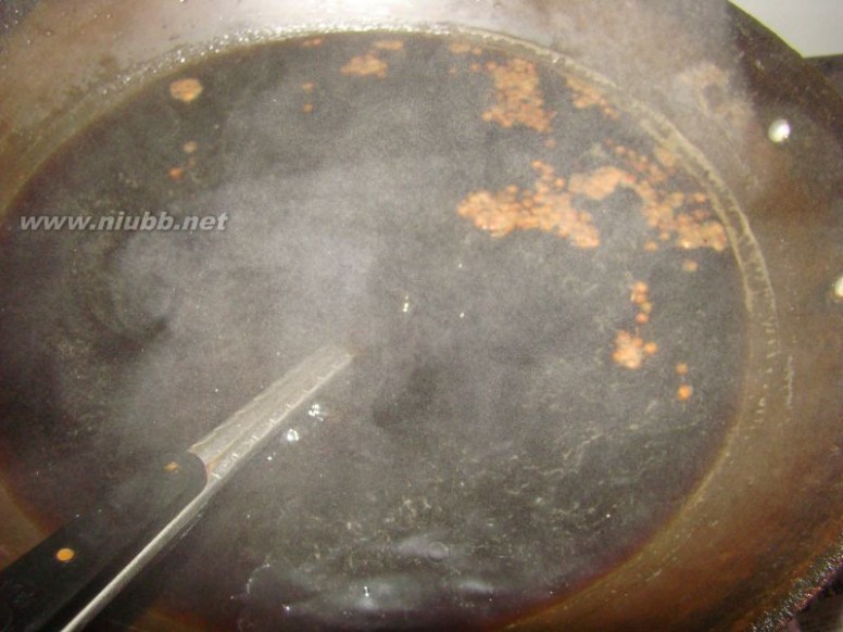 甜蒜的腌制方法 自制腌甜蒜的做法，自制腌甜蒜怎么做好吃，自制腌甜蒜的家常做法