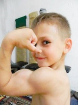 怎样增强儿童体质 全球最强壮男孩 教您如何增强孩子的体质