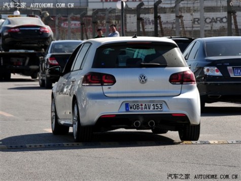 61阅读 大众(进口) 高尔夫(进口) 2010款 Golf R