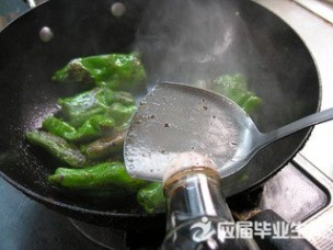 虎皮青椒的做法 虎皮青椒的做法最正宗的做法