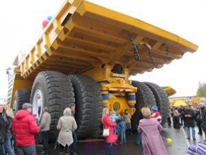大型泥头车 世界上最大的自卸车