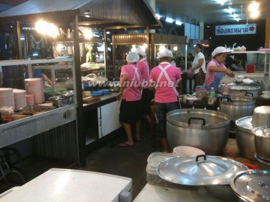 谁借我厨房 泰国 一个女生4000块14天，背包玩转泰国（曼谷+金三角+清莱+清迈+素可泰+普吉pp、kata岛）（转）
