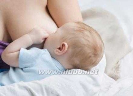 下垂乳房 母乳喂养会致乳房下垂？如何正确哺乳