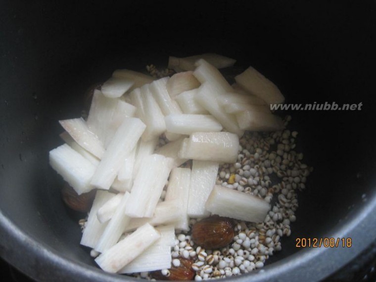 淮山药薏米粥 山药薏米粥的做法,山药薏米粥怎么做好吃,山药薏米粥的家常做法