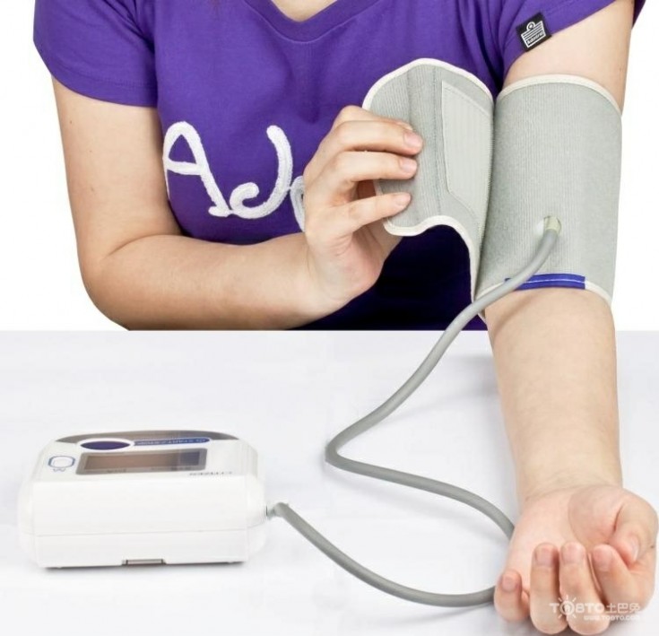 教您9步学会正确使用家用血压计
