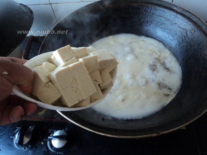 小黄鱼炖豆腐 黄鱼炖豆腐的做法,黄鱼炖豆腐怎么做好吃,黄鱼炖豆腐的家常做法