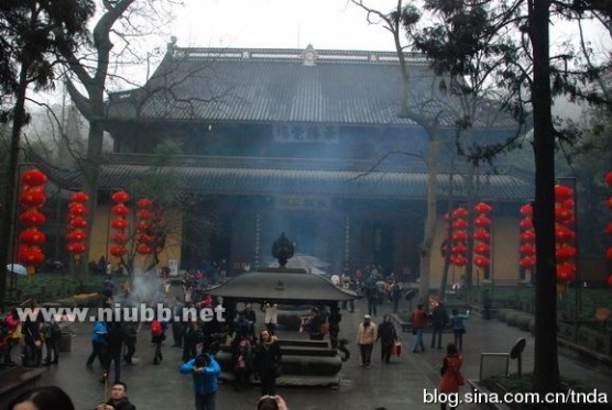 杭州风景----灵隐寺攻略，飞来峰造像，一线天，
