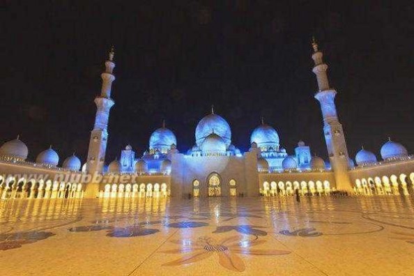 谢赫扎伊德清真寺 40吨黄金建造的谢赫扎伊德清真寺