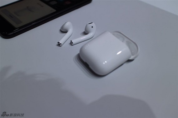 iPhone 7必买 1288元苹果无线耳机AirPods图赏