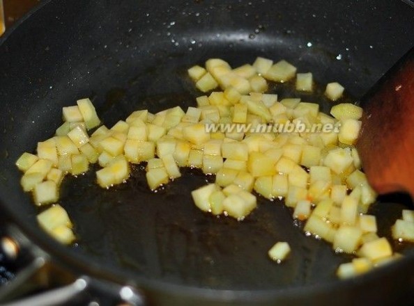 焗饭 土豆胡萝卜芝士焗饭的做法,土豆胡萝卜芝士焗饭怎么做好吃,土豆胡萝卜芝士焗饭的家常做法