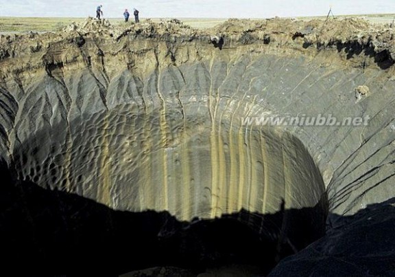巨坑 西伯利亚巨坑成因探秘