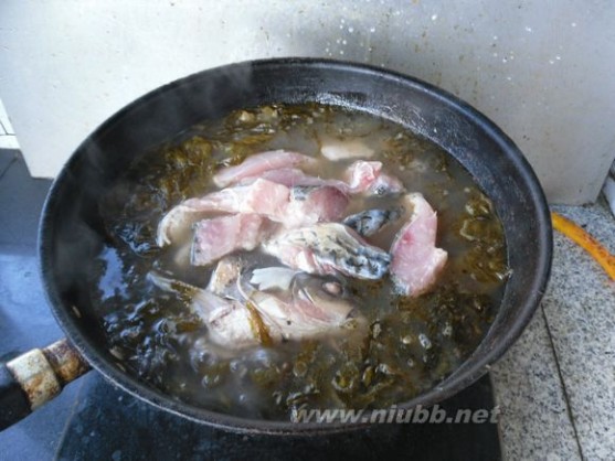 老坛酸菜 老坛酸菜鱼的做法，老坛酸菜鱼怎么做好吃，老坛酸菜鱼的家常做法