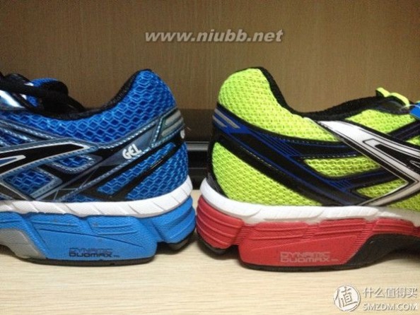 triumph 三双“明星鞋”的横向对比：Saucony 索康尼 Triumph 10 & asics 亚瑟士 GT2000 VS GT2000-2