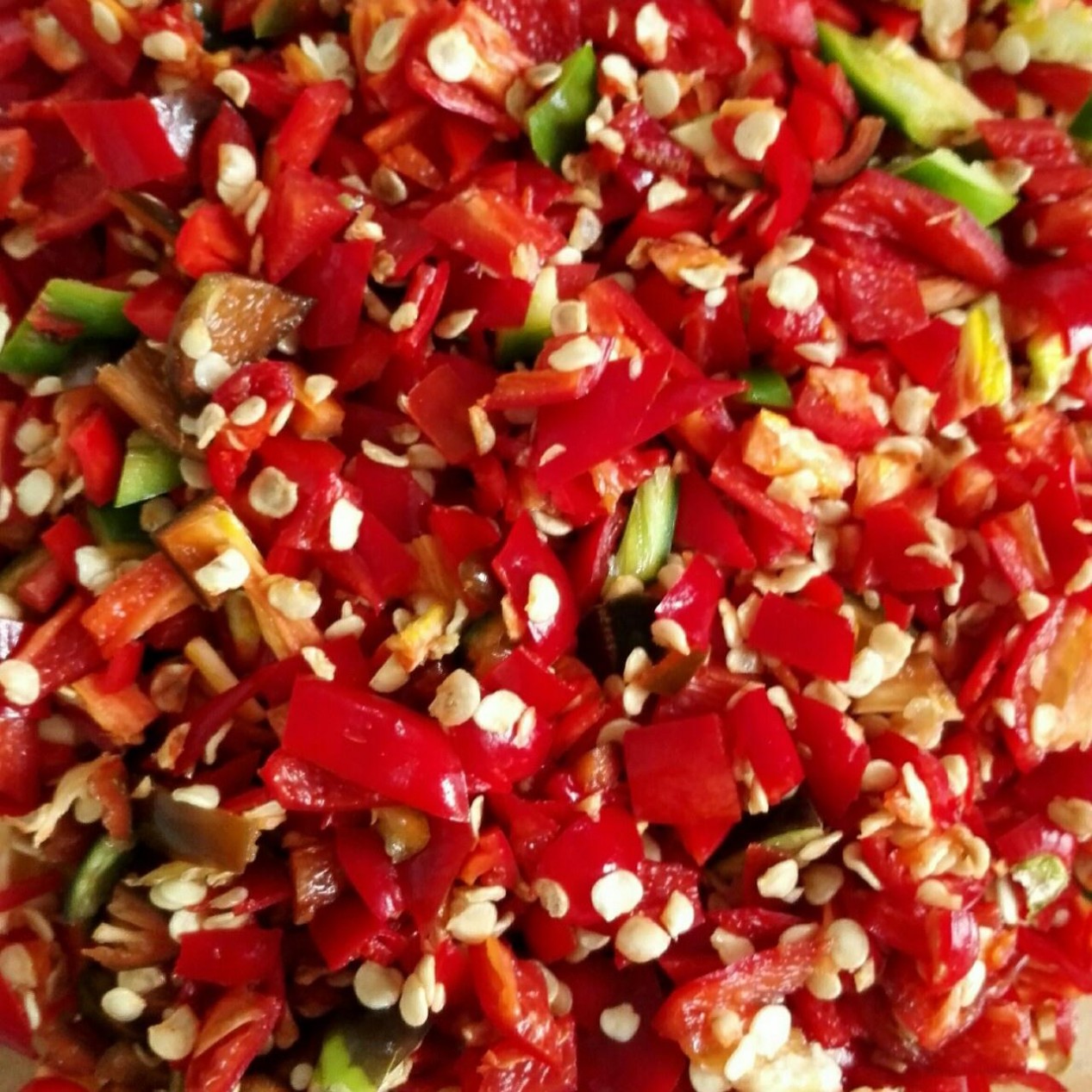 辣椒碎 辣椒碎腌制的做法，辣椒碎腌制怎么做，辣椒碎腌制的家常做法