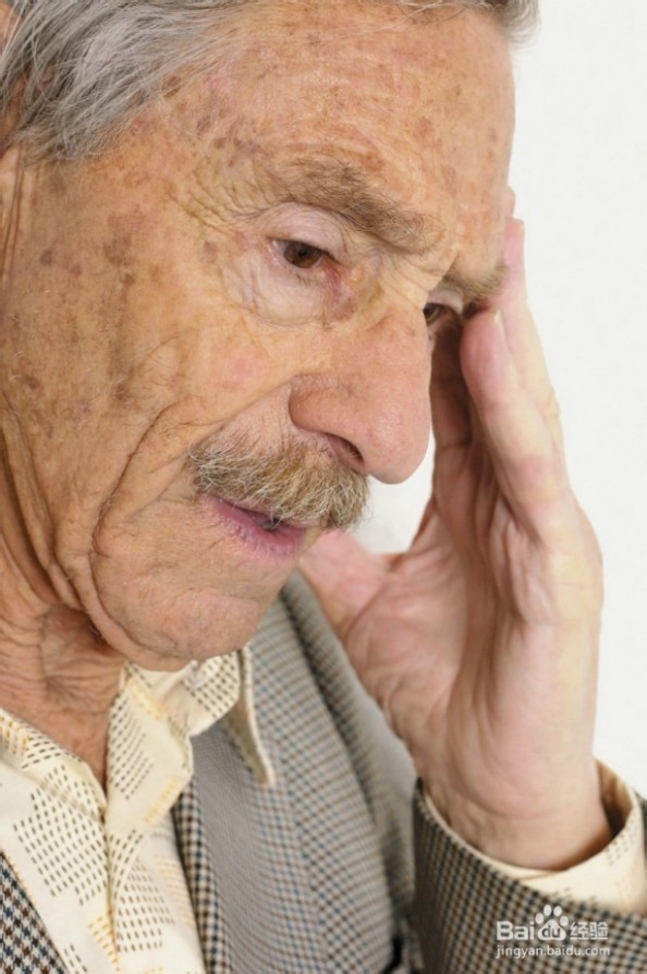 怎样预防老年斑 怎样预防老年斑？