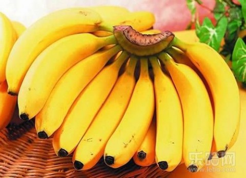 高血压吃什么水果好 高血压吃什么水果好,高血压吃什么水果,适合高血压吃的水果
