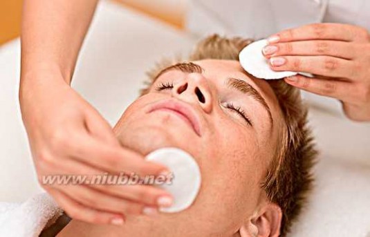 男生面部保养 皮肤护理的12条基本法则