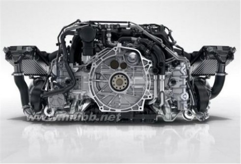 独具个性的后置引擎跑车——保时捷911_911跑车