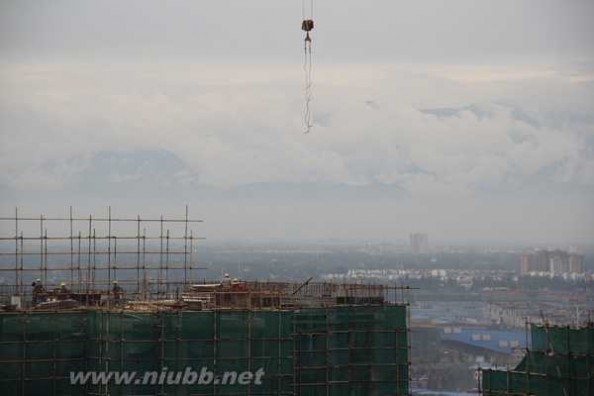 成都海市蜃楼 成都惊现海市蜃楼，你有没有看到？