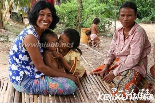 柬埔寨女人村 柬埔寨女人村没有一个男人 生育竟然靠？【图组】