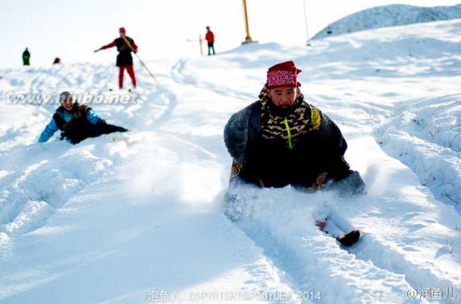 滑雪板 【新疆】阿勒泰，毛皮滑雪板演绎古老滑雪传统