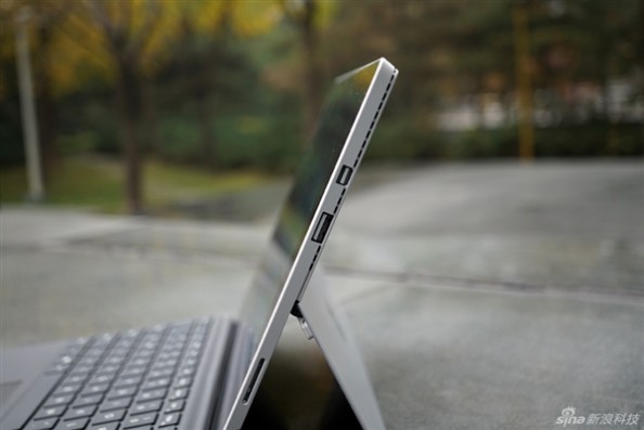 帅！国行Surface Pro 4抢先开箱图赏：手写笔大亮