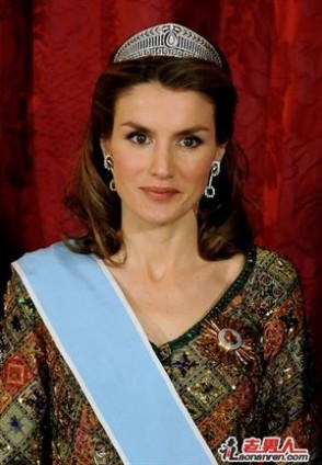 西班牙王妃 美丽优雅西班牙王妃莱蒂西亚气质照片大全
