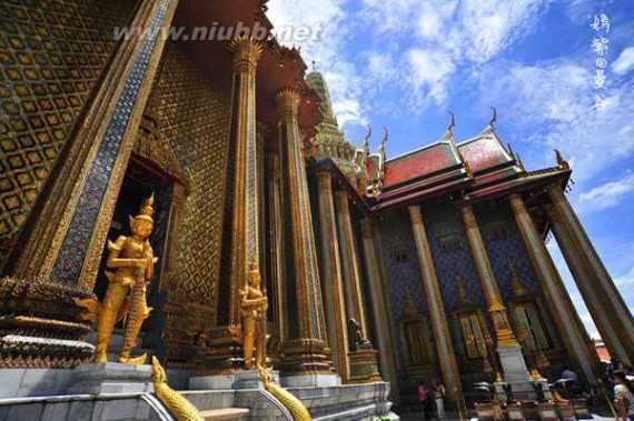 曼谷大皇宫 【泰国】曼谷大皇宫，奢华至极的皇家建筑群