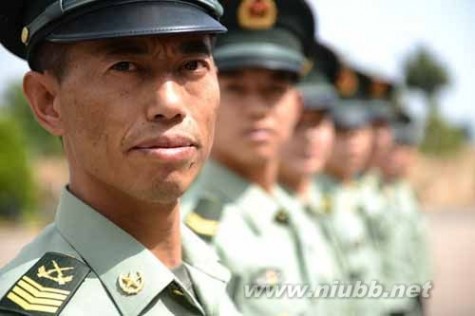 王忠心 中国兵王:一级军士长王忠心 22年“权威地位”从未被撼动