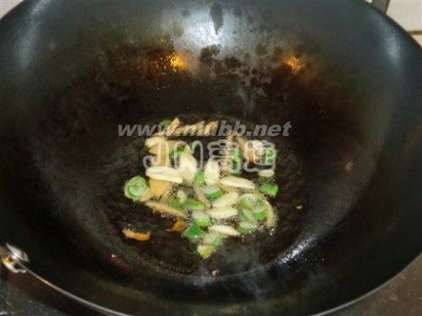 蛤 辣炒白蛤的做法，辣炒白蛤怎么做好吃，辣炒白蛤的家常做法