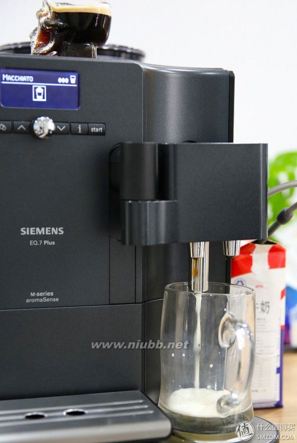 西门子咖啡机 简单，比什么都重要：SIEMENS 西门子 EQ7 plus 全自动咖啡机 体验