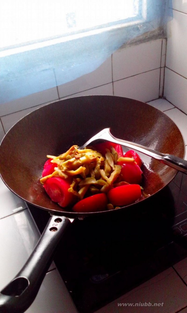 榨菜蛋汤 番茄榨菜鸡蛋汤的做法,番茄榨菜鸡蛋汤怎么做好吃,番茄榨菜鸡蛋汤的家常做法