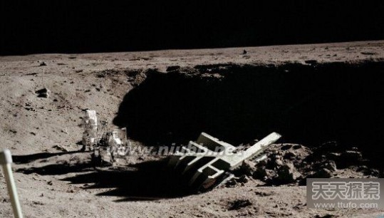 美国 月球 美国掩盖惊天机密 月球上的神秘建筑