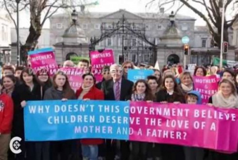 爱尔兰公投 天主教国家爱尔兰全民公投支持同性婚姻合法 系全球首例