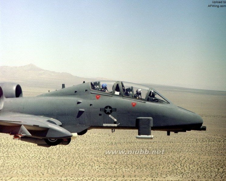 a-10 大名鼎鼎的A-10“雷电II”攻击机