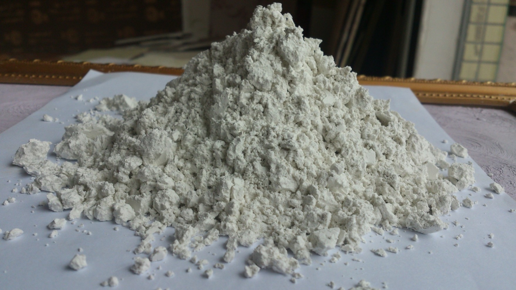 硅藻土脱色 硅藻土的作用，硅藻土价格，规格，成分，脱色