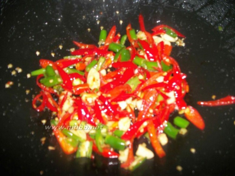 青椒炒素鸡 辣椒炒素鸡的做法,辣椒炒素鸡怎么做好吃,辣椒炒素鸡的家常做法