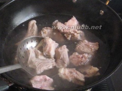 羊排骨的做法 羊排萝卜汤的做法，羊排萝卜汤怎么做好吃，羊排萝卜汤的家常做法