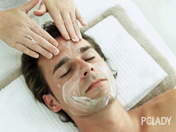 男士护肤品使用顺序 护肤也讲究步骤 教你男士护肤的正确步骤