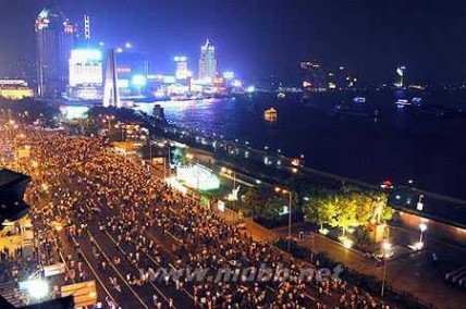 国庆节交通管制 上海国庆观灯将实施交通管制 确保及时掌握人流流向
