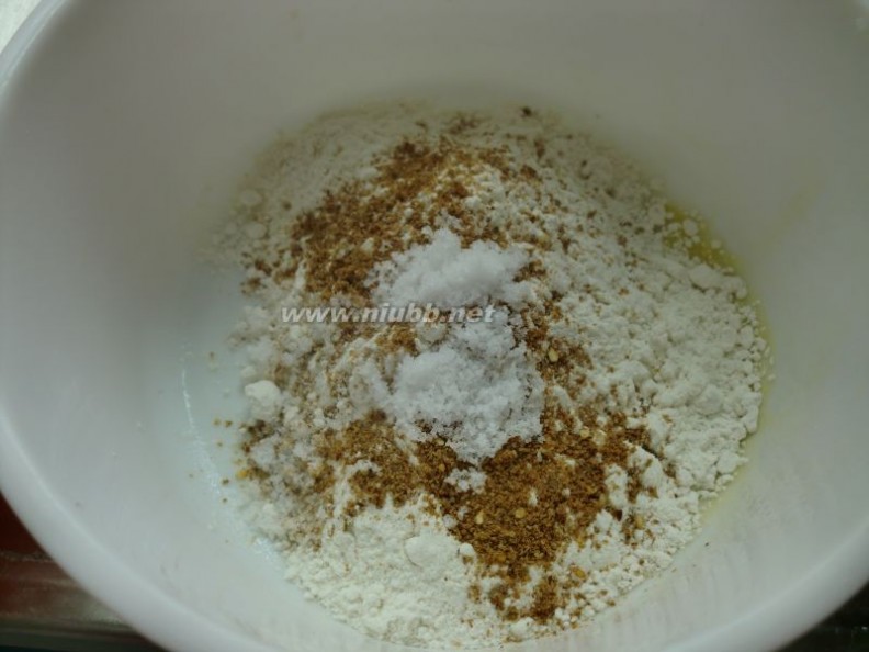 炒面粉 尖椒炒面粉的做法，尖椒炒面粉怎么做好吃，尖椒炒面粉的家常做法