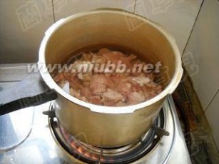 牛肉火锅的做法大全 香辣红油牛肉火锅的做法,香辣红油牛肉火锅怎么做好吃,香辣红油牛肉火锅的家常做法