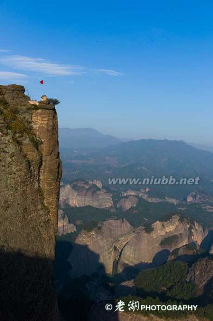 八角寨 八角寨：一个比丹霞山更美的地方