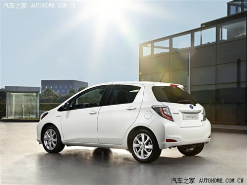 丰田 丰田(进口) 雅力士(海外) 2013款 Hybrid