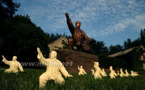 杨式太极拳103式 杨式太极拳——103式完整套路